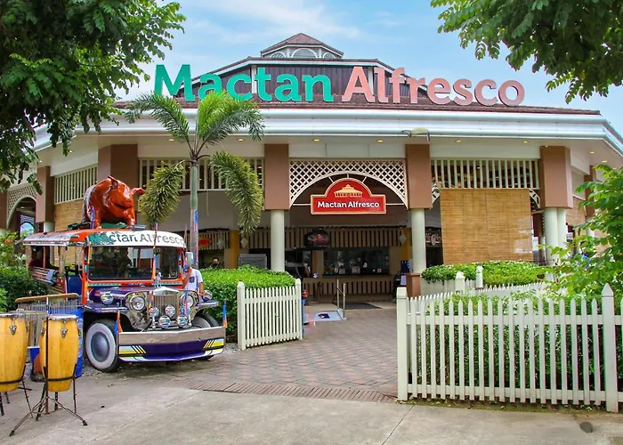 Aparthotel The Mactan Newtown 2bedroom Unit Staycation Punta Engaño